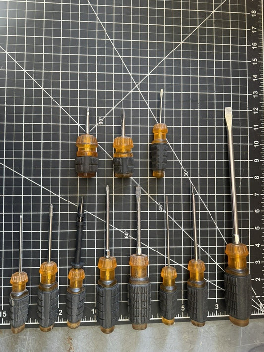 11 Piece Cushion Grip Screwdriver Set – Flathead & Phillips – Likely Pittsburgh