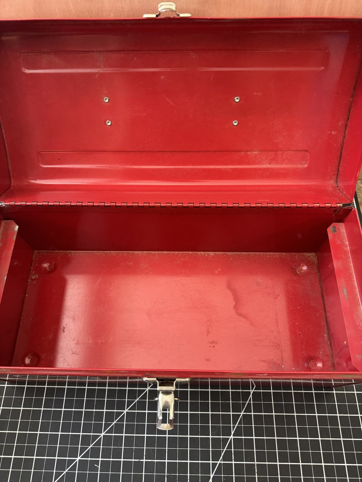 Stack-On R-316 Flat Top Tool Box – 16” w/ Removable Tray, USA