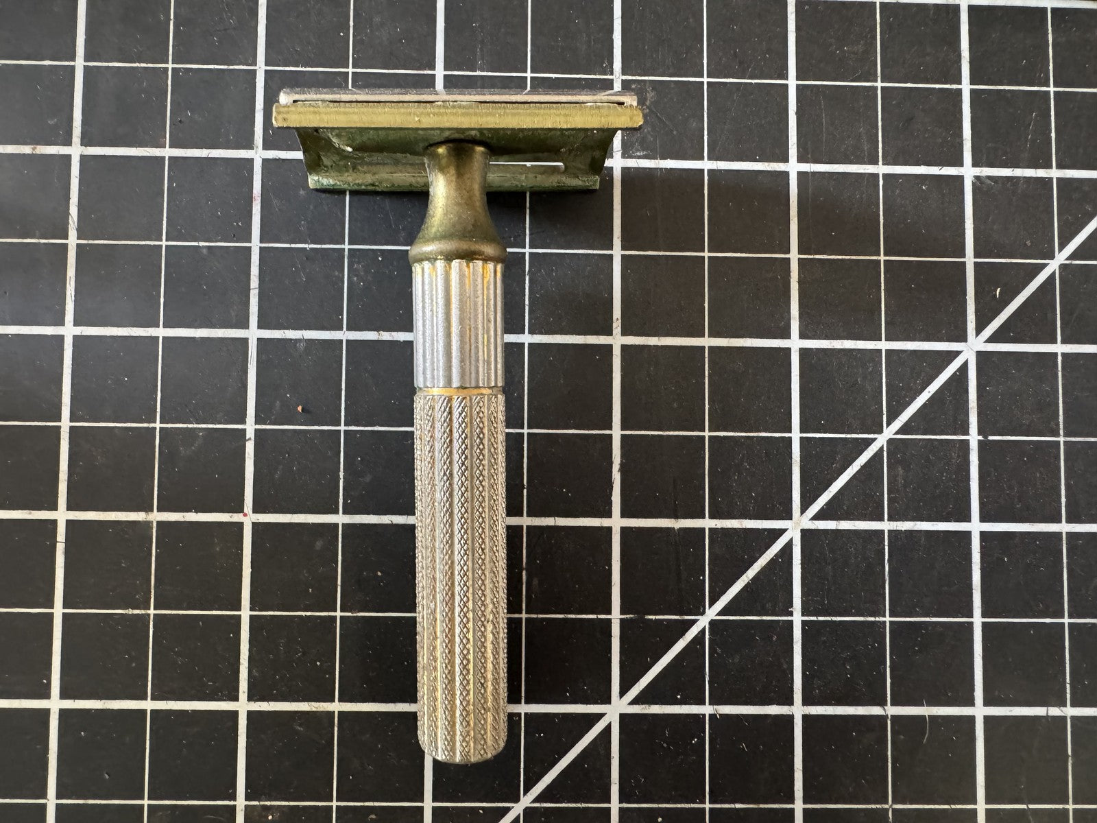 Lot of Vintage Straight Razors – Uplex, Engels No. 45, Wade & Butcher Box