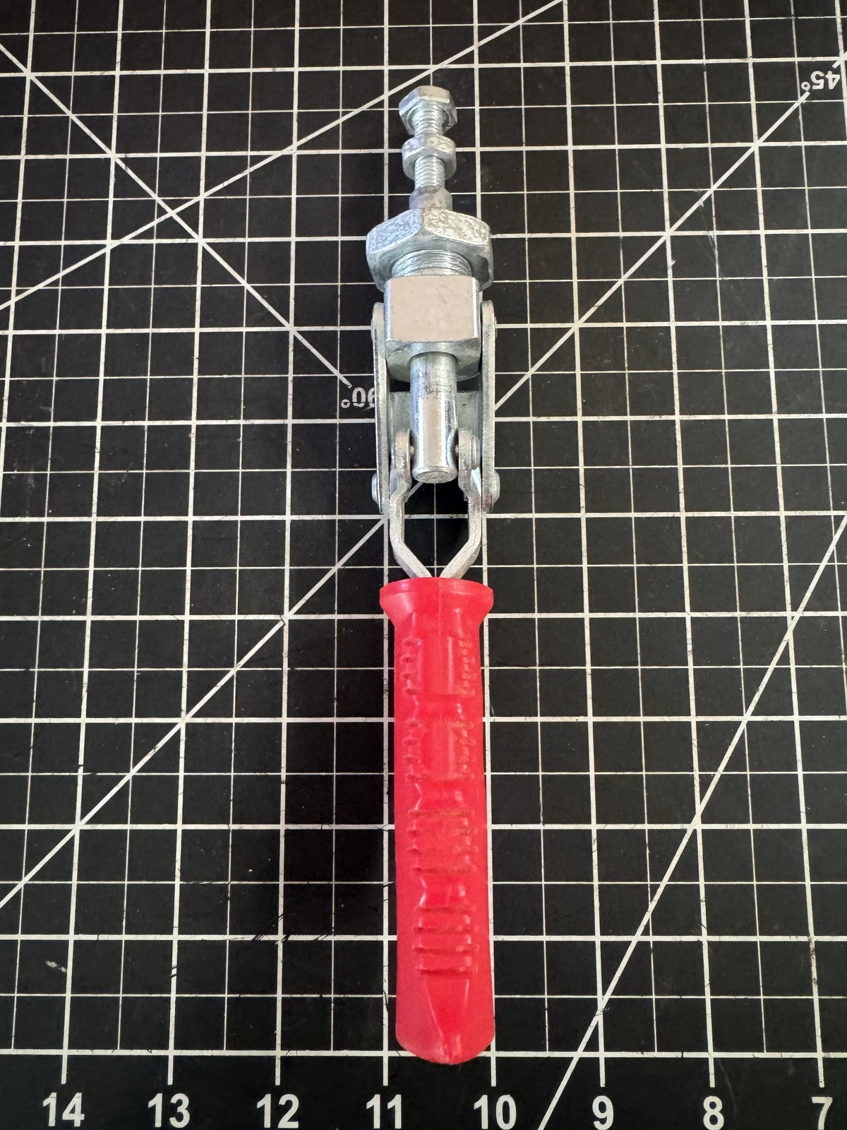 Straight Line Clamp GH-36204M – Through-Hole Base Mounting, Vertical Handle