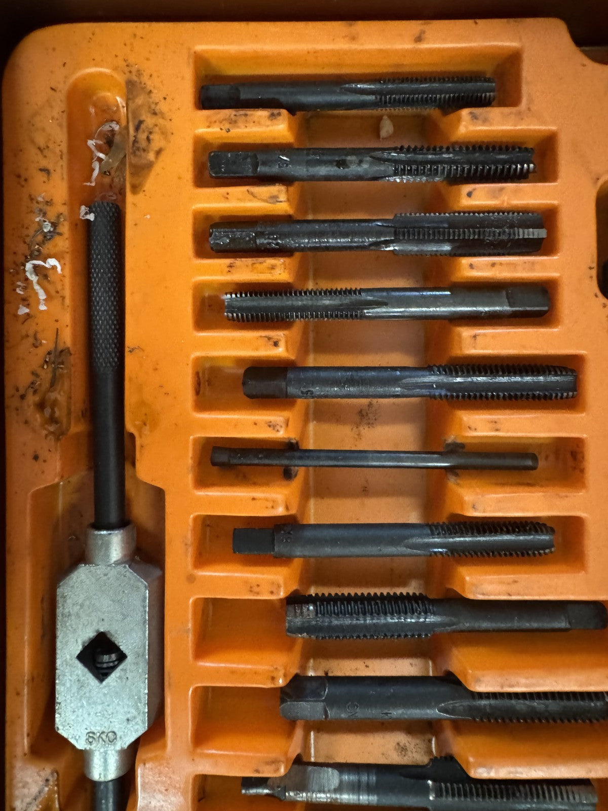 Vintage Buffalo 60pc Tap & Die Set – Model 19-060, SAE & Metric, NOT COMPLETE