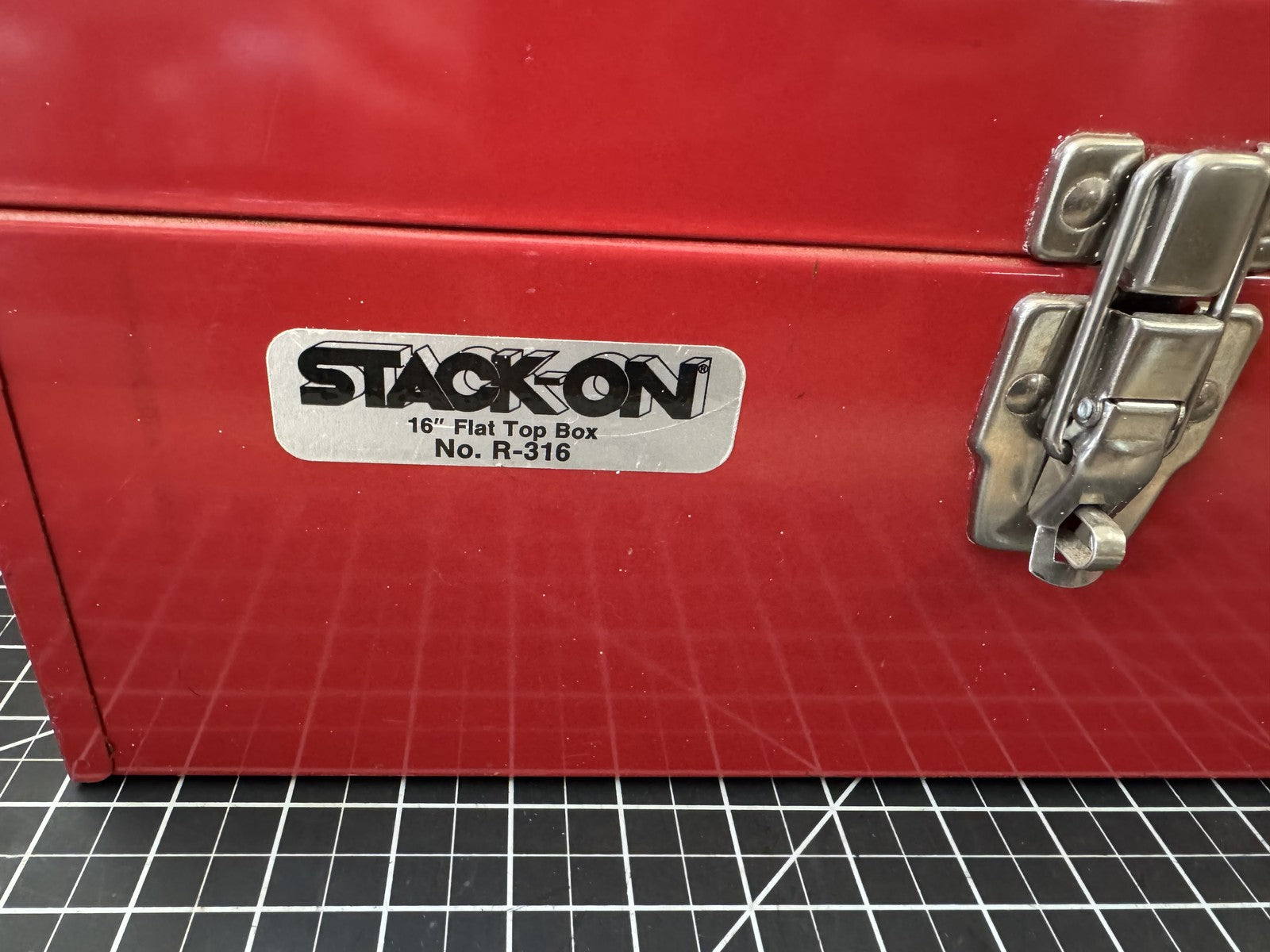 Stack-On R-316 Flat Top Tool Box – 16” w/ Removable Tray, USA