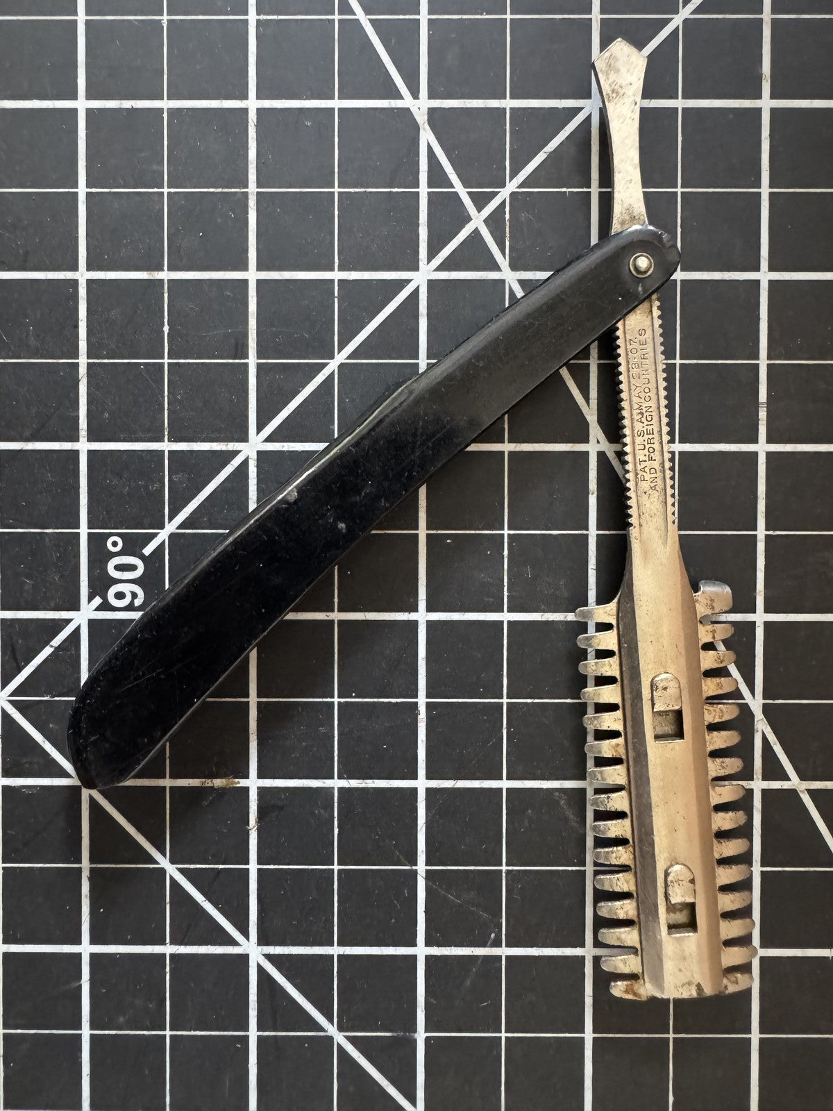 Lot of Vintage Straight Razors – Uplex, Engels No. 45, Wade & Butcher Box