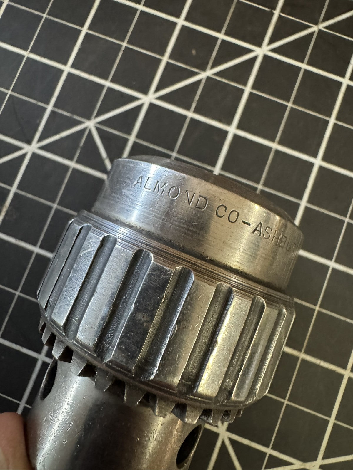 Vintage Almond Co. Model 40-7 Drill Chuck – USA