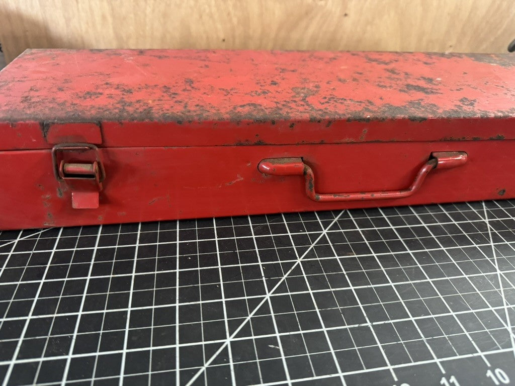 Vintage 1987 Pittsburgh Forge 21-Pc 3/4” Drive Socket Set – Model 674 – Red Tin