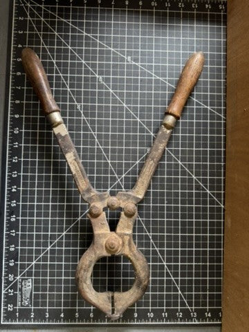 Vintage Bull Castration Tool – Forged Steel, 19” w/ Wood Handles, Made in USA