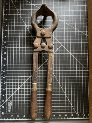 Vintage Bull Castration Tool – Forged Steel, 19” w/ Wood Handles, Made in USA