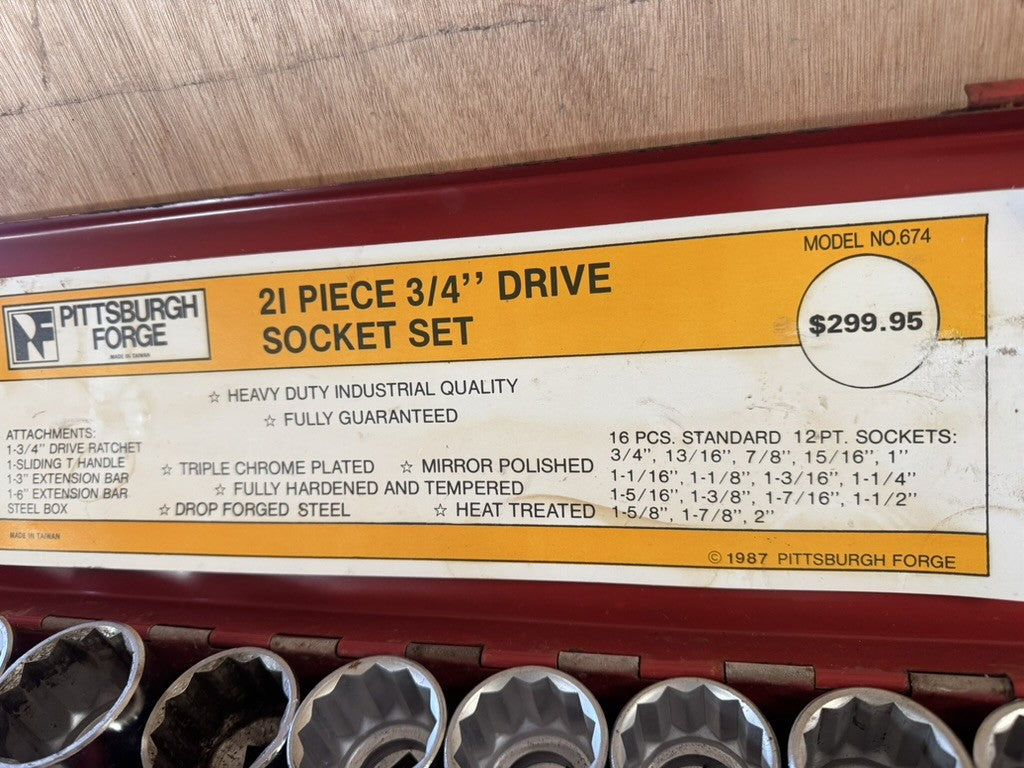 Vintage 1987 Pittsburgh Forge 21-Pc 3/4” Drive Socket Set – Model 674 – Red Tin