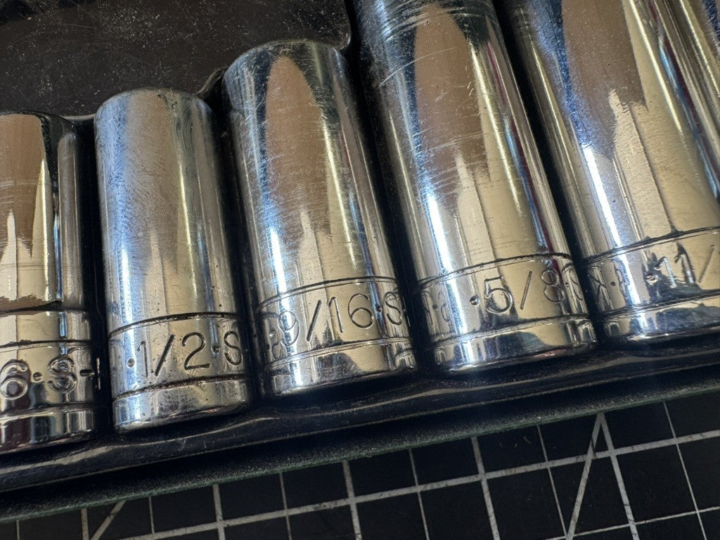 SK Tools USA Chrome 18pc 3/8” Drive Socket Set – Deep, Mid – Original Case