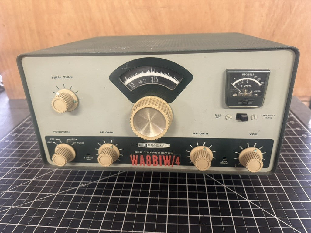 Vintage Heathkit SSB Transceiver – Untested - Ham Radio Equipment