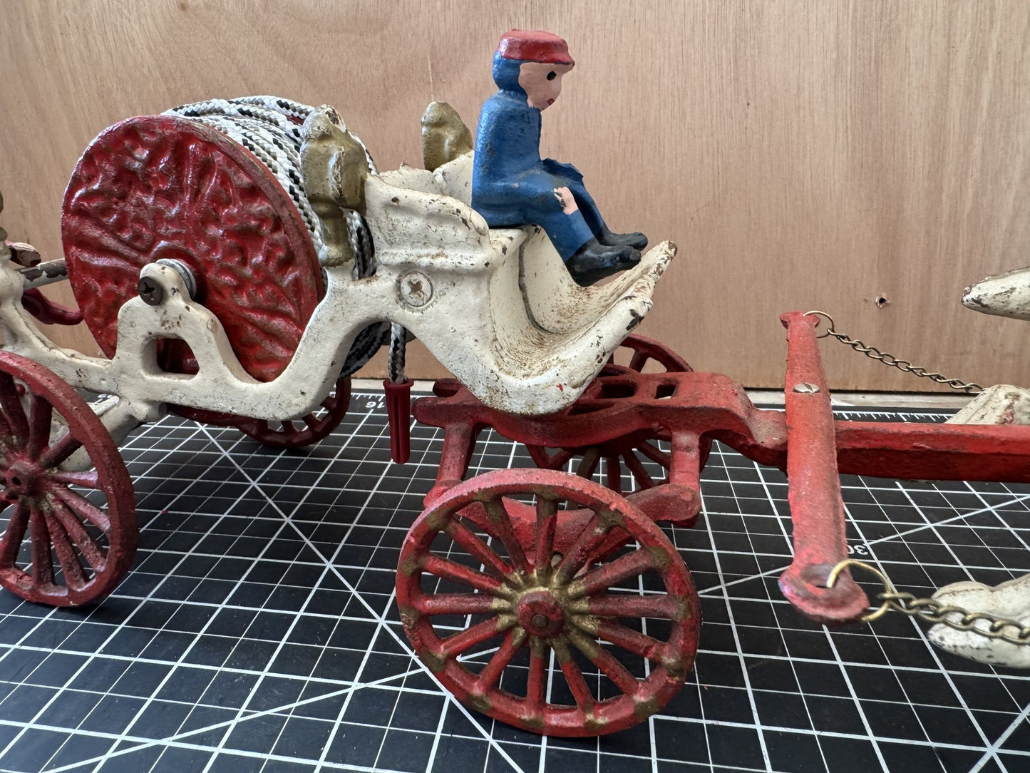 Vintage Cast Iron Hose Wagon – Horse-Drawn Fire Engine with 3 Firemen, 2 Horses