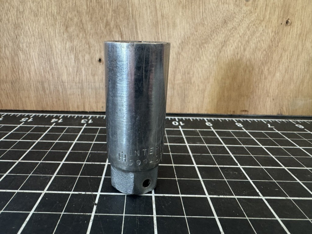 Vintage International Harvester 13/16” 6pt Deep Socket – Part 999409R1 – USA