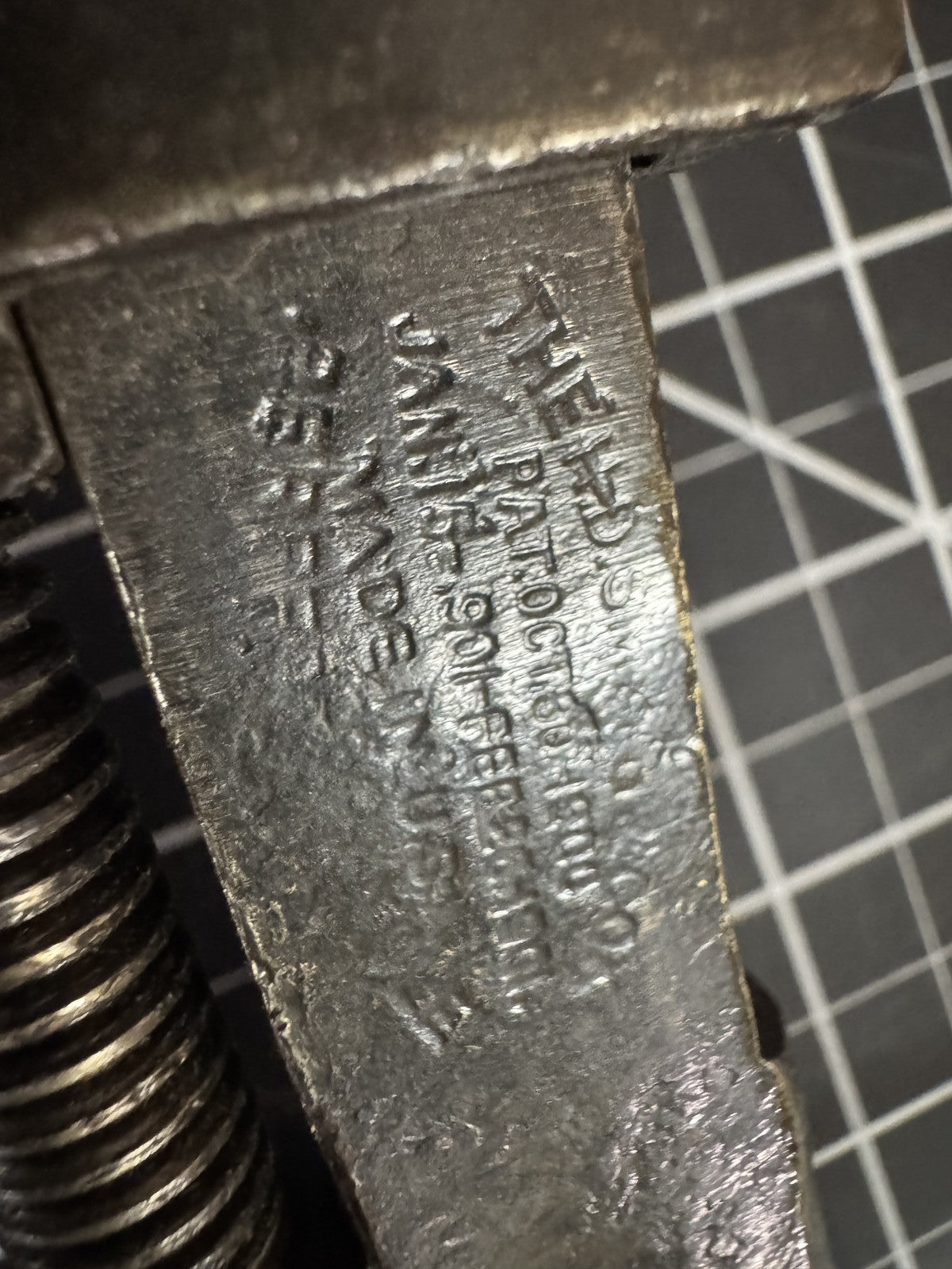 Antique H.D. Smith & Co. “Perfect Handle” Pipe Wrench – Patent 1900, Wood Handle