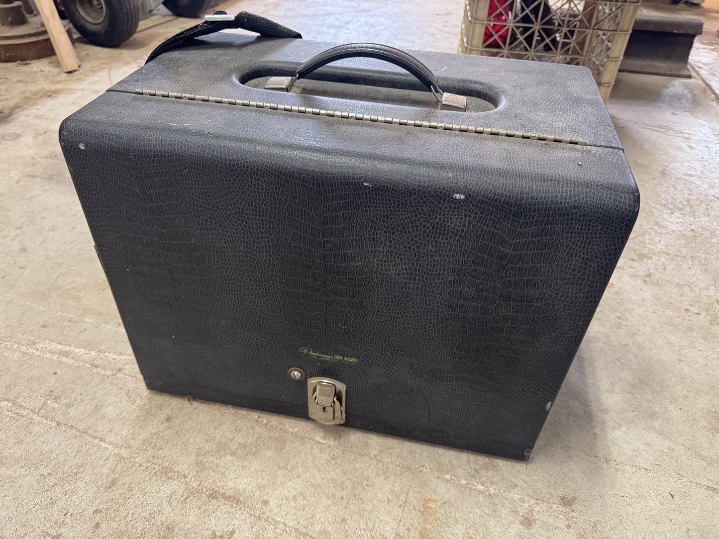 Vintage Bushnell Sentry Spotting Scope – With Lok-Grip Tray, Pachmayr Case