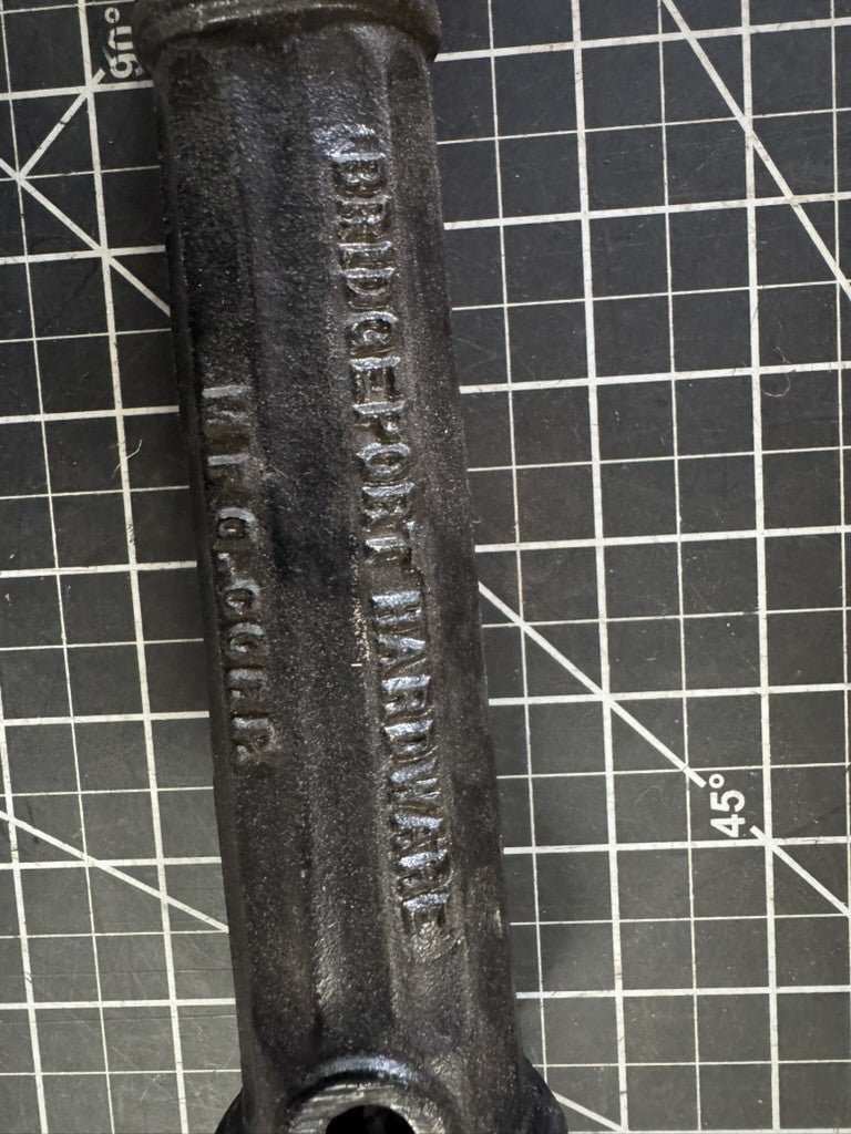 Vintage Bridgeport Hardware No. 56 Nail Puller – Sure Grip – USA