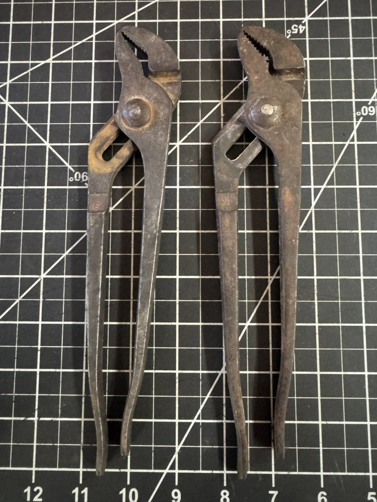 Lot of 2 – Channellock 420 Straight Jaw Tongue & Groove Pliers – 9.5” – USA