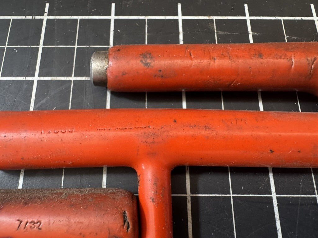 Vintage Hunter & Proto T-Handle Ball End Hex Key Set – Red Handles