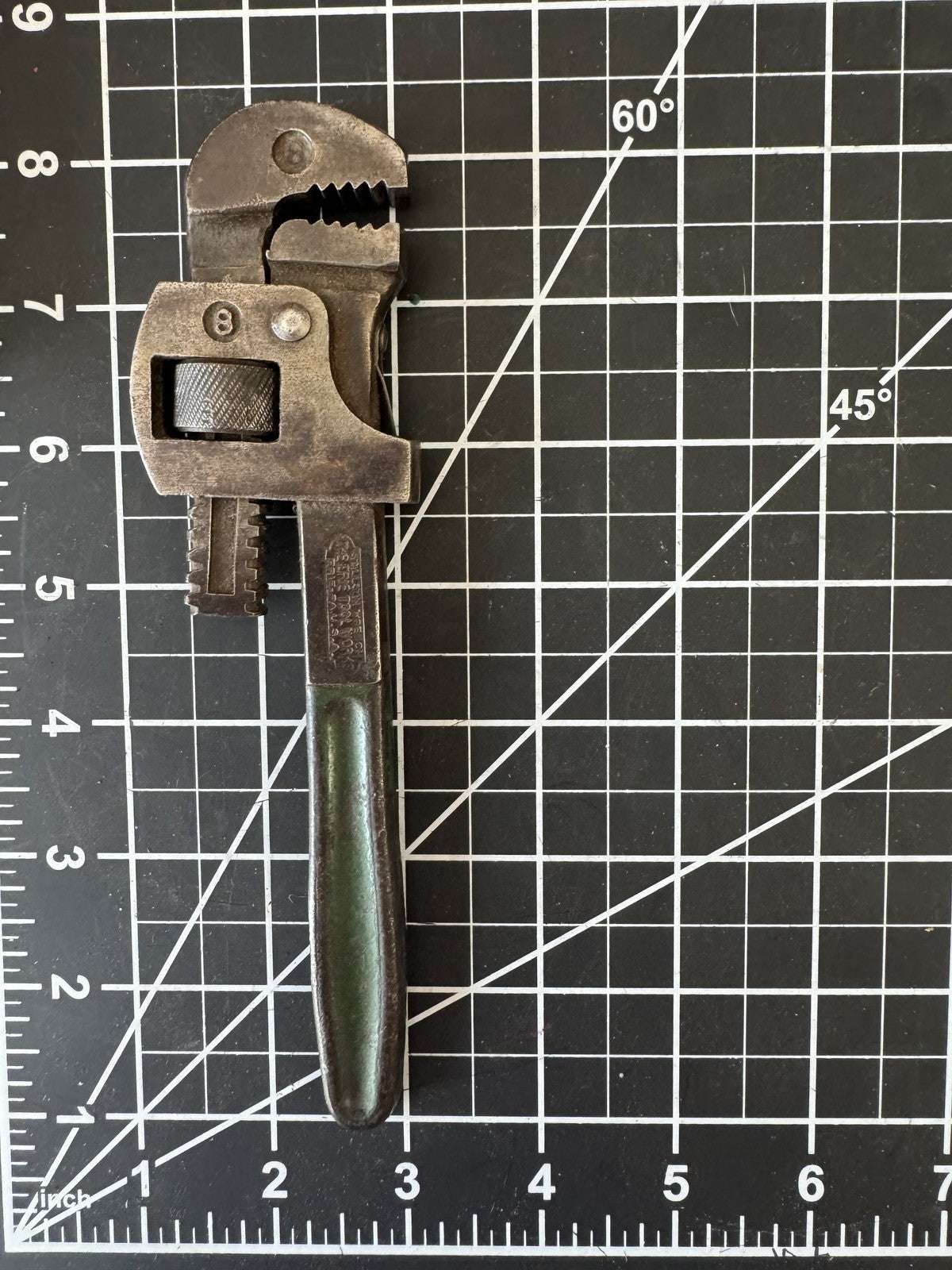 Vintage 8" Stillson Pipe Wrench – The Erie Tool Works USA – Heavy Duty