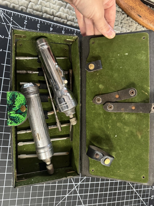 Lot of 2 Vintage Ash Flash Screwdrivers, Case, and Bits – 1960s Hong Kong