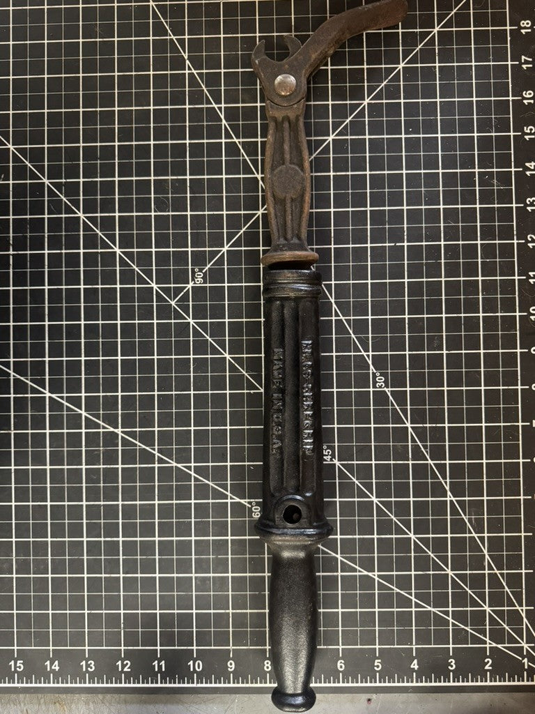 Vintage Bridgeport Hardware No. 56 Nail Puller – Sure Grip – USA