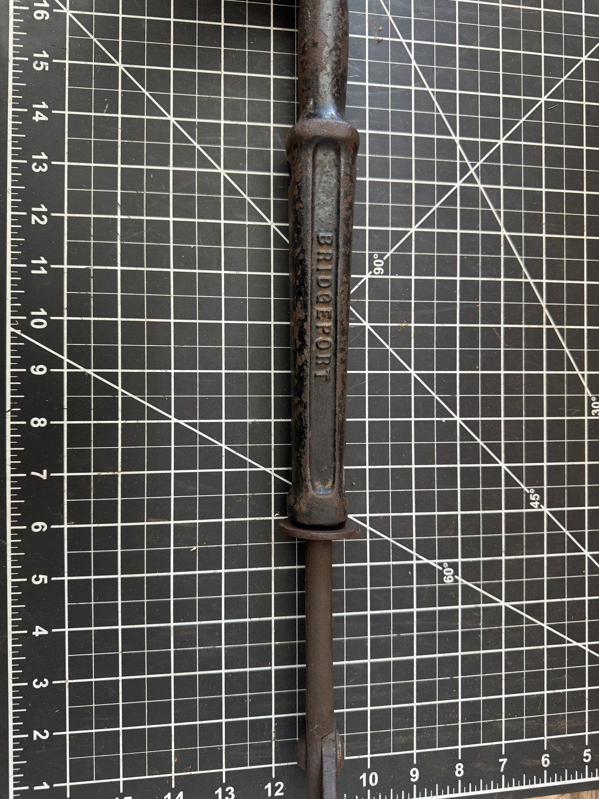 Bridgeport No. 64 Rex Nail Puller – Vintage Cast Iron Nail Pulling Tool