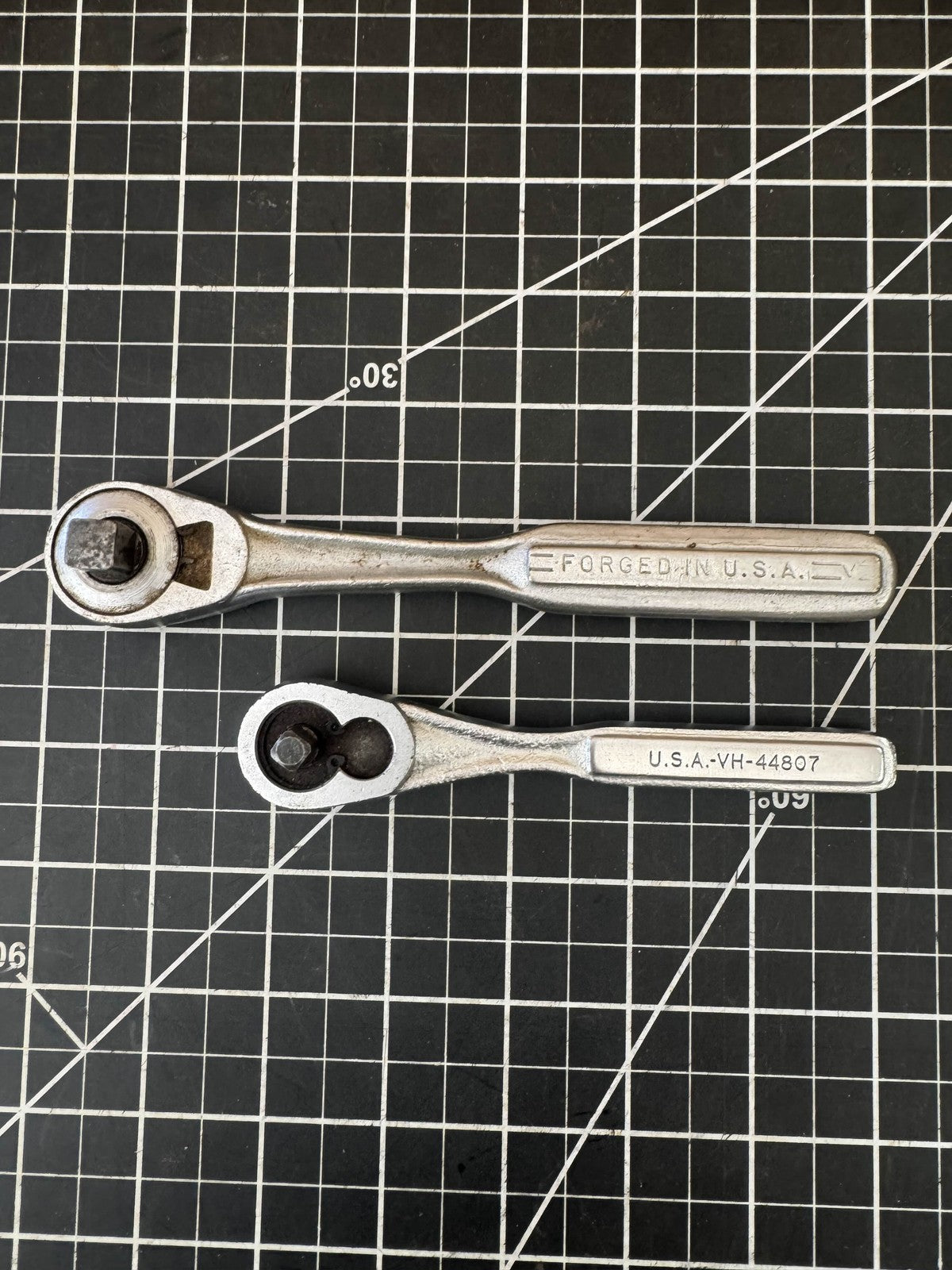 Lot of 2 Vintage Craftsman Quick Release Ratchets – 1/4” & 3/8” Drive – USA