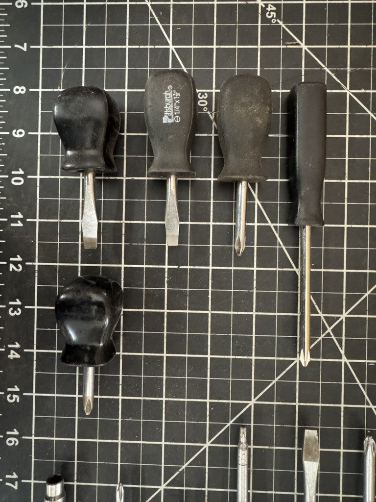 Lot of 15 Black Handle Screwdrivers – Pittsburgh, Flathead, Phillips & Torx
