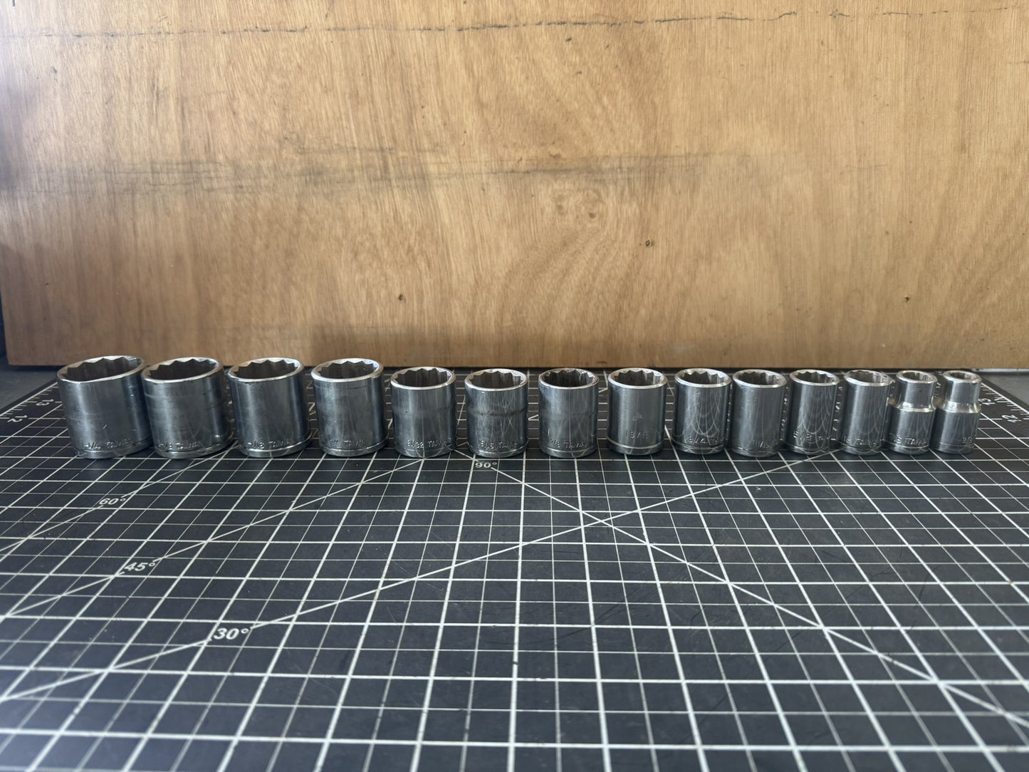 Vintage 14pc Socket Set – Made in Taiwan – SAE Sizes 3/8” to 1-1/4”